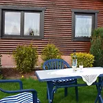 Peaceful Forest Getaway Nyaraló