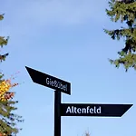 Peaceful Forest Getaway Nyaraló *