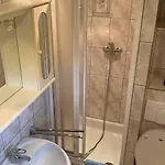 Peaceful Forest Getaway Nyaraló