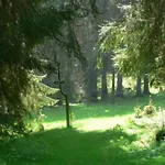 Nyaraló Peaceful Forest Getaway