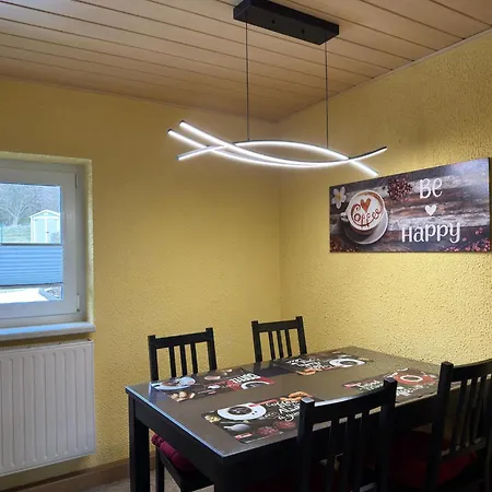 Nyaraló Peaceful Forest Getaway *