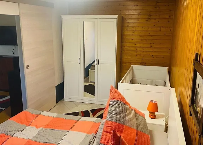 Nyaraló Peaceful Forest Getaway