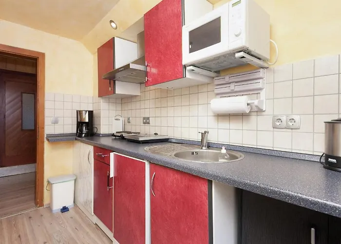 Peaceful Forest Getaway